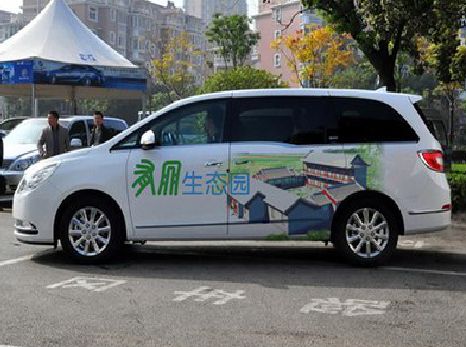 长丰户外车贴喷绘如何保持效果?